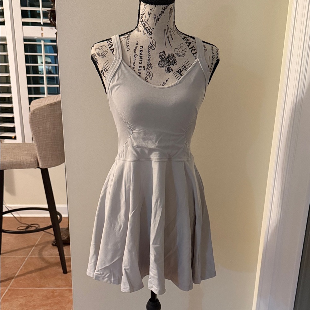Elegant Gray Sleeveless Dress